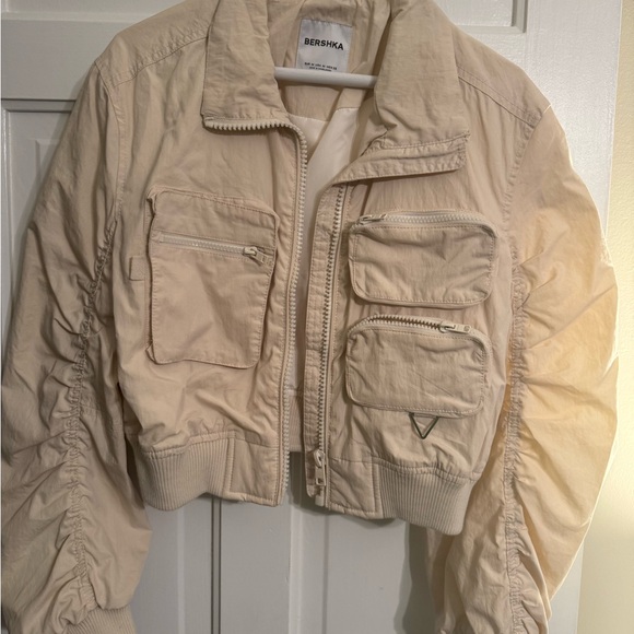 Women's Bershka M Cream Bomber Jacket - Picture 2 of 3
